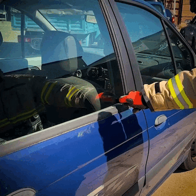 AxiaTool 2025 upgraded safety hammer emergency escape tool with a sturdy handle and sharp blade for breaking glass.